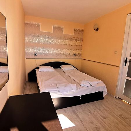 Family Hotel White House Pomorie Eksteriør bilde