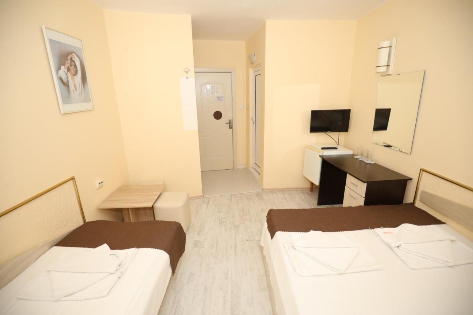 Family Hotel White House Pomorie Eksteriør bilde