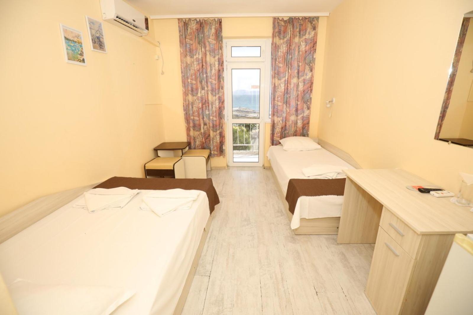 Family Hotel White House Pomorie Eksteriør bilde