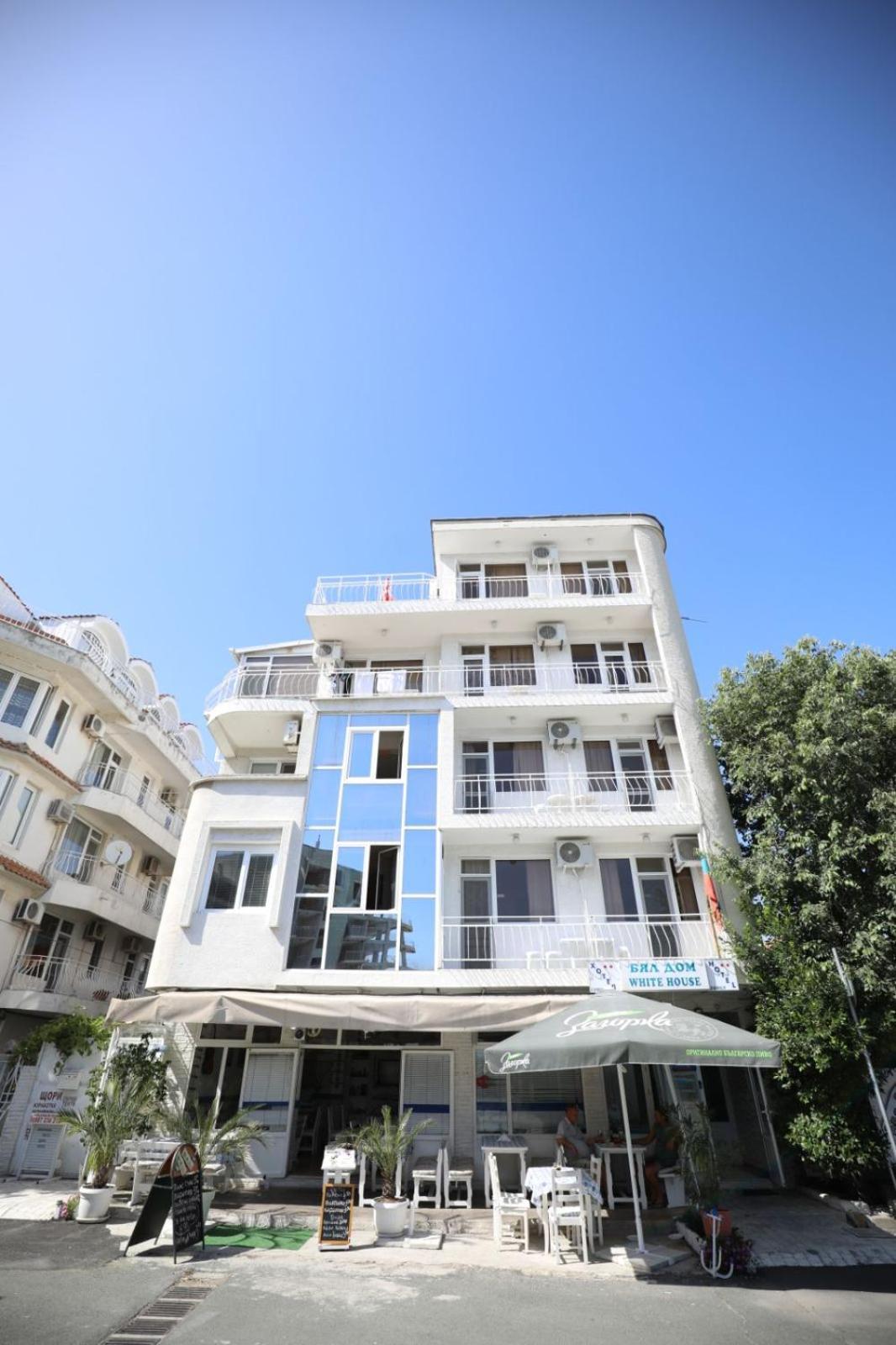 Family Hotel White House Pomorie Eksteriør bilde