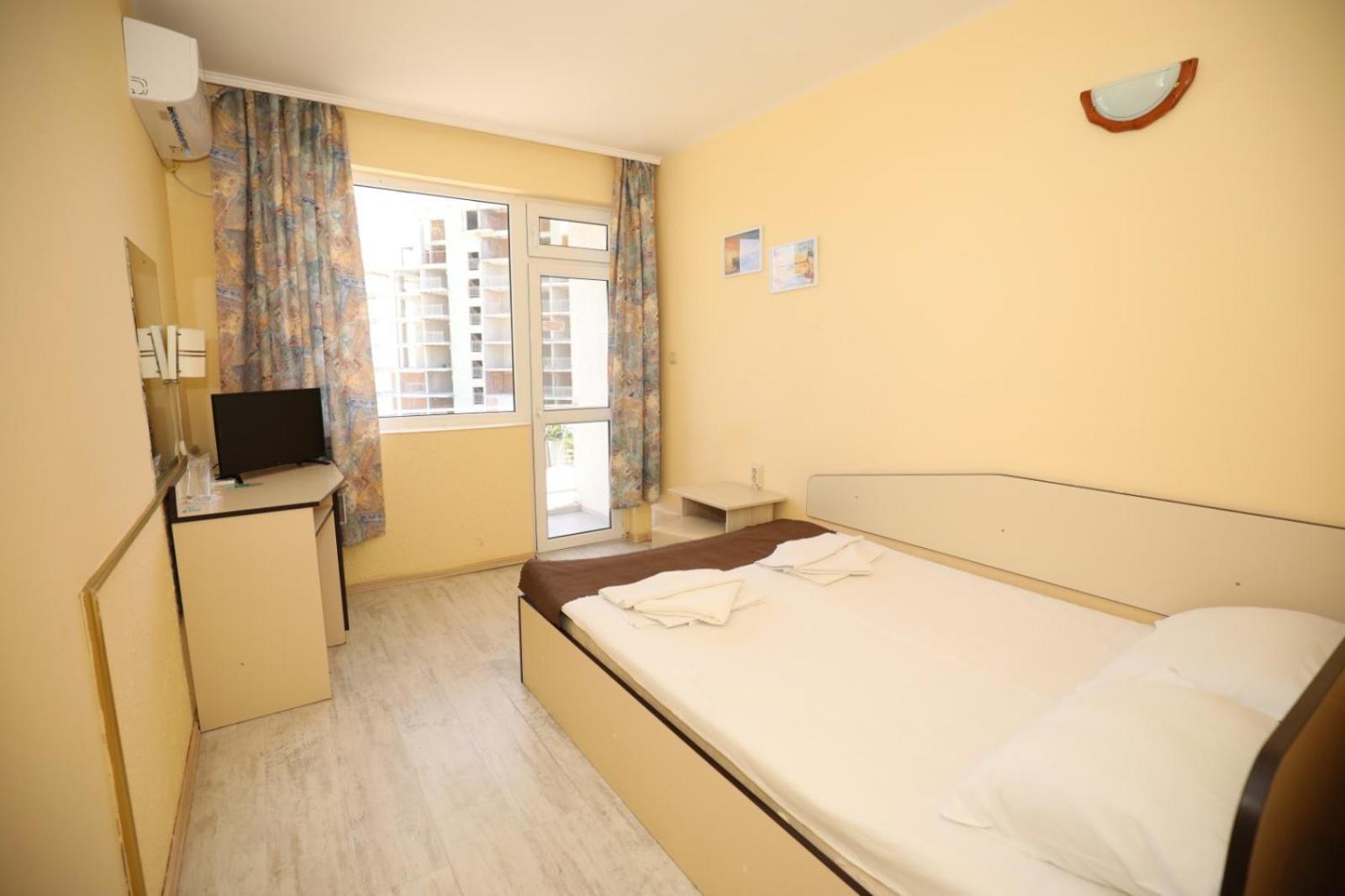 Family Hotel White House Pomorie Eksteriør bilde